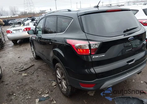 2017 Ford Escape Titanium из США, поврежденный, VIN 1FMCU0JD2HUE51952